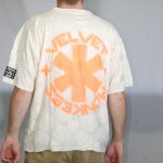 Velvet Monkees T-Shirt Orangestar Rücken